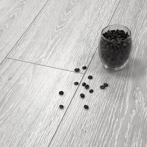 ДУБ СРЕДНЕВЕКОВЫЙ ЛАМИНАТ  LOC FLOOR  PLUS ламинат для пола